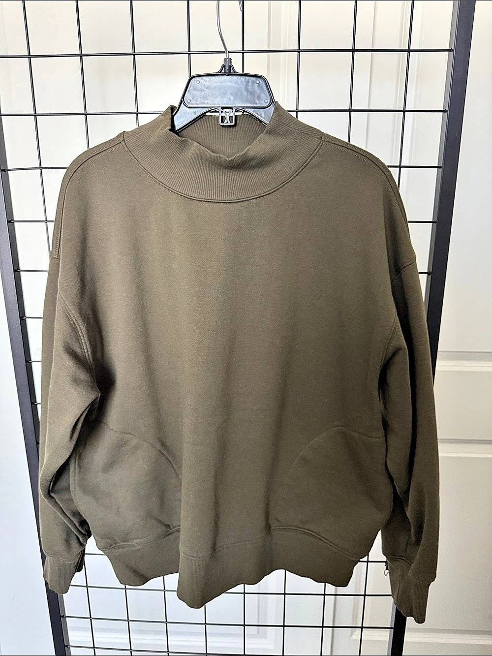 Alo Yoga Hazy Mock Neck Pullover Olive Small